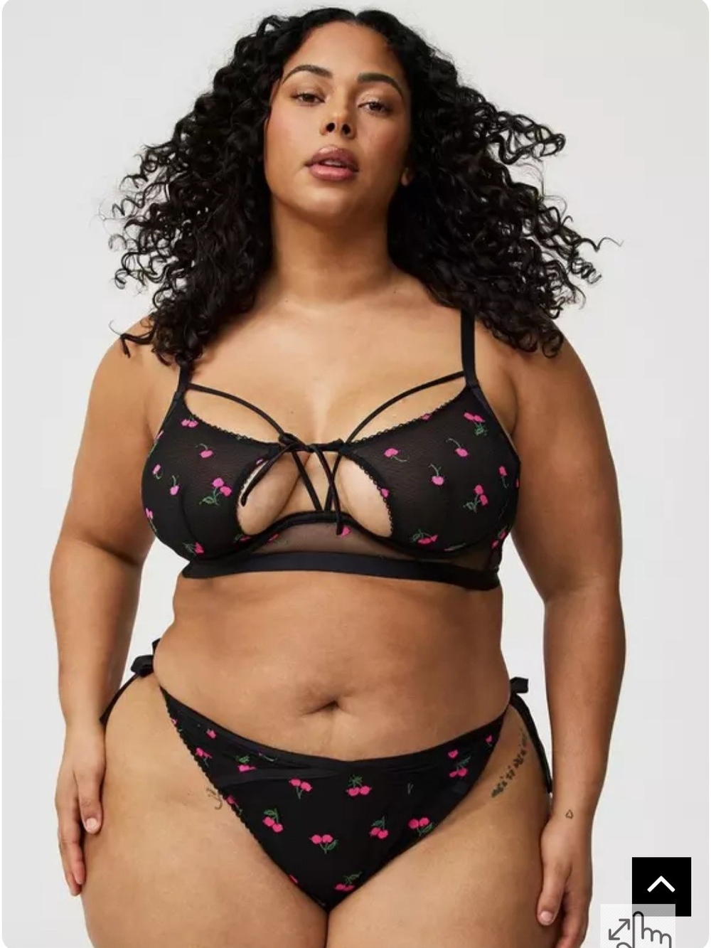 Torrid Black Cherry Print Lingerie Set NEW WITH TAGS  Size 3 Bra Size 2 Panties